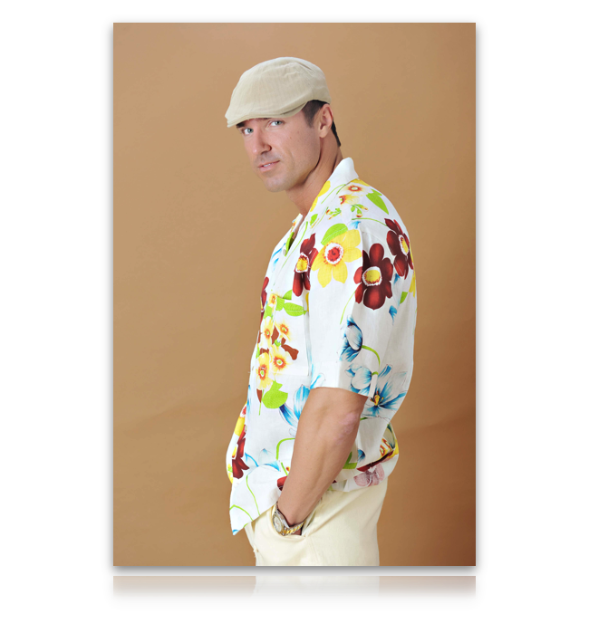 UH0046B - Bright floral shirt